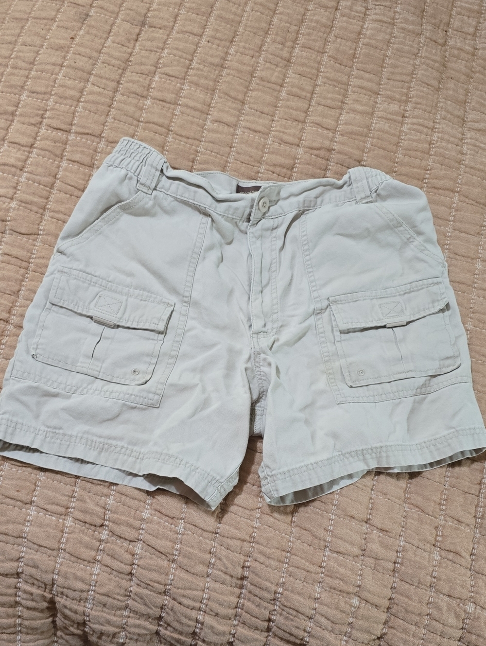 Great Northwest Clothing Company Men's Light Beige Cargo Shorts